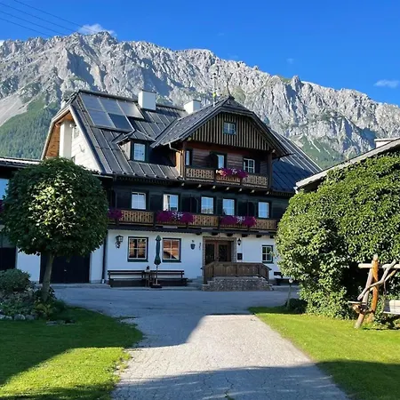 Bauernhof Helpferer Apartment Ramsau am Dachstein Exterior photo